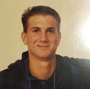 Meet your Posher, Troy